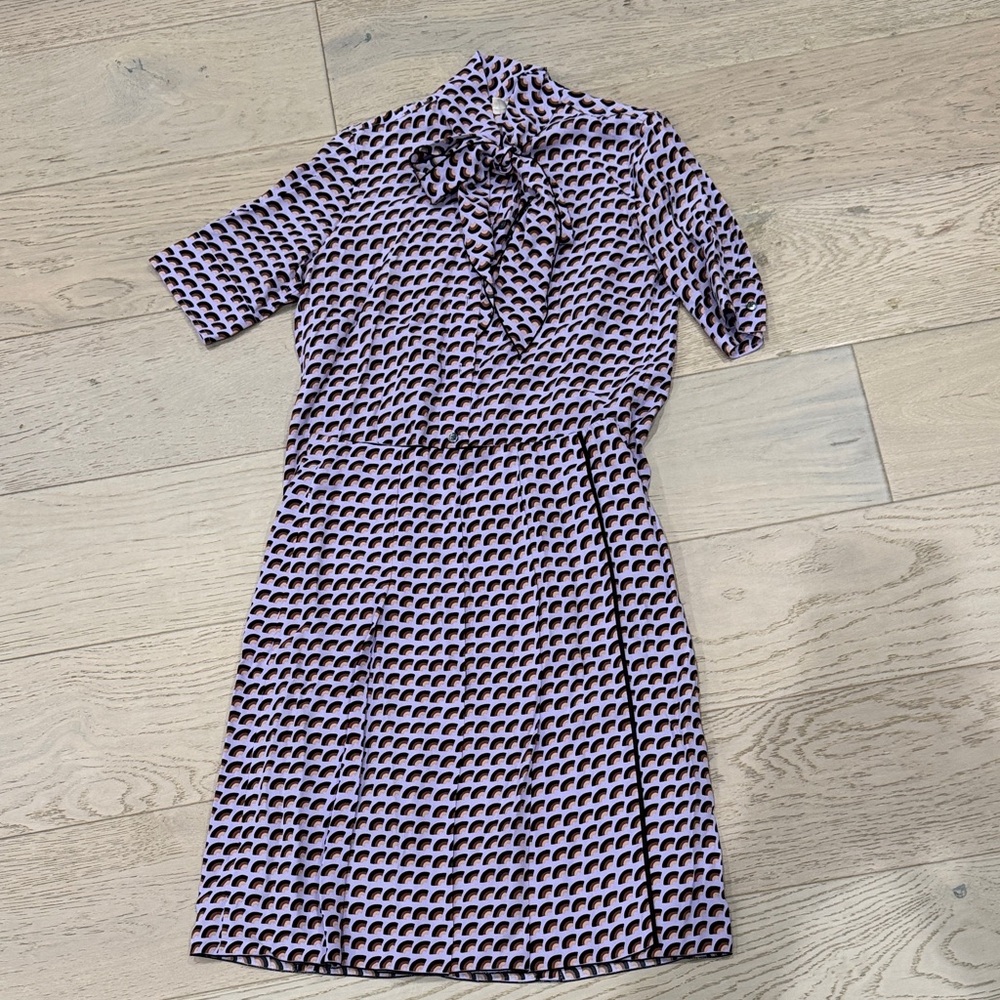Elegant Lavendar and Black Patterned Short and Skirt set MARC JACOBS